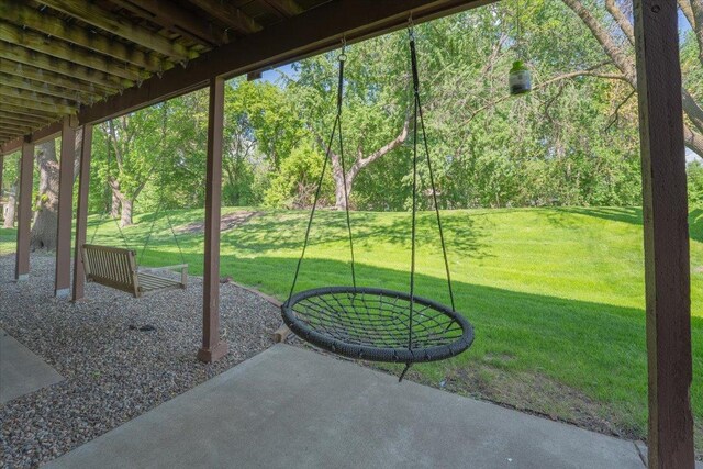 6900 Unity Ave N, Brooklyn Center, MN 55429 - view of patio
