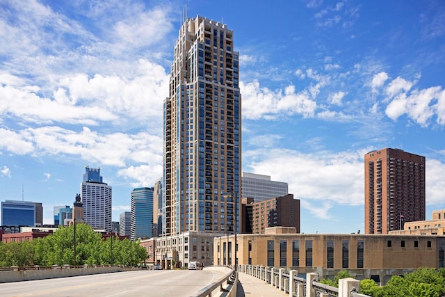 100 3rd Ave S Unit 1107, Minneapolis, MN 55401 - skyline view