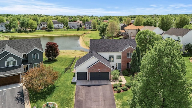 2940 Tiflawn Ct, Shakopee, MN 55379 - aerial perspective of suburban area featuring a large body of water