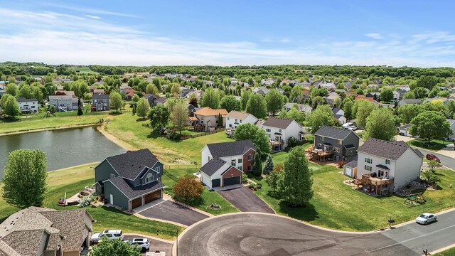 2940 Tiflawn Ct, Shakopee, MN 55379 - aerial perspective of suburban area with a large body of water