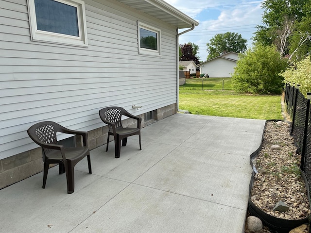729 10th St E, Wabasha, MN 55981 - view of patio / terrace