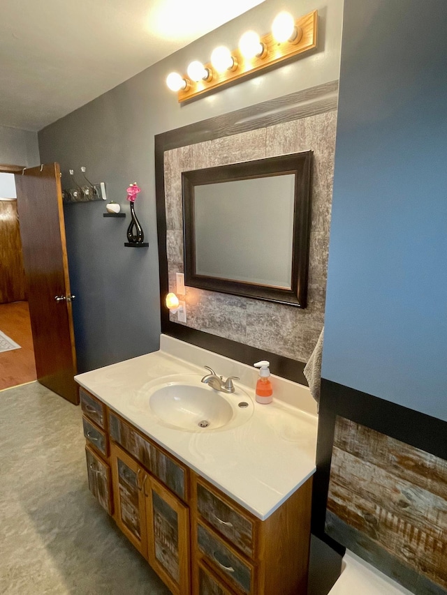729 10th St E, Wabasha, MN 55981 - bathroom featuring vanity