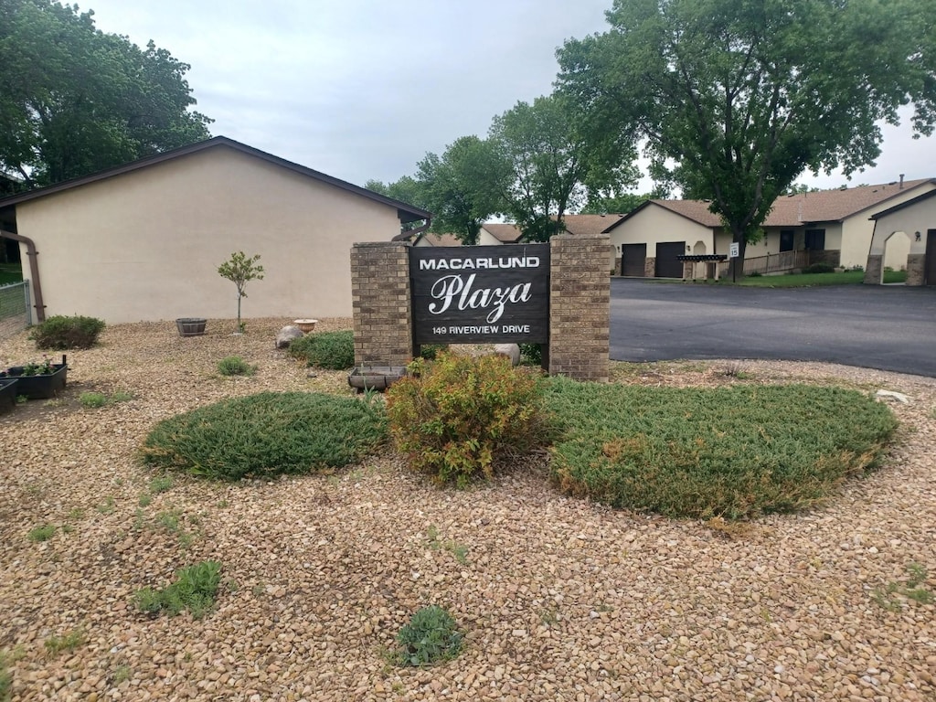 149 Riverview Dr Unit 5, Monticello, MN 55362 - view of community sign