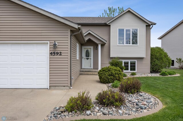 4592 44th St S, Fargo, ND 58104 - photo 3