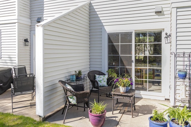 8766 Benson Way Unit 84, Inver Grove Heights, MN 55076 - view of patio