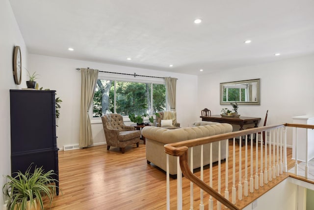 5240 Birch Rd, Minnetonka, MN 55345 - living area featuring light wood-type flooring, recessed lighting, and baseboards