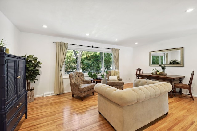5240 Birch Rd, Minnetonka, MN 55345 - living room with light wood-type flooring, baseboards, and recessed lighting