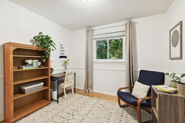 5240 Birch Rd, Minnetonka, MN 55345 - living area featuring light wood-style floors and baseboards