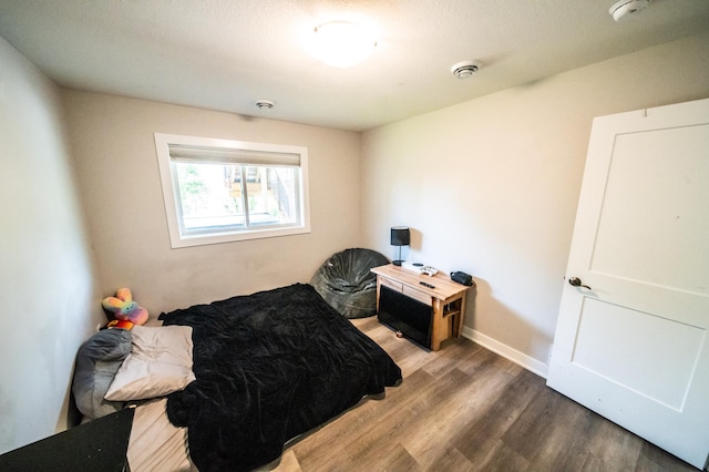 1004 Blanch Ct, Mantorville, MN 55955 - bedroom with wood finished floors and baseboards