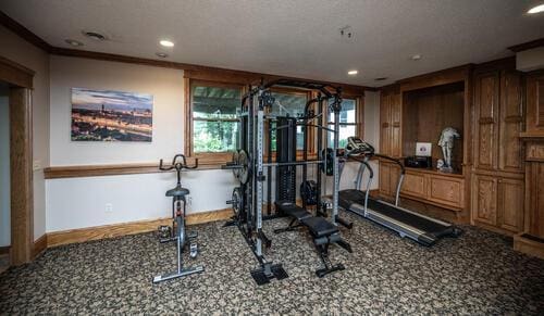 2211 Douglynn Ln, Saint Paul, MN 55119 - exercise area with recessed lighting, carpet flooring, and baseboards