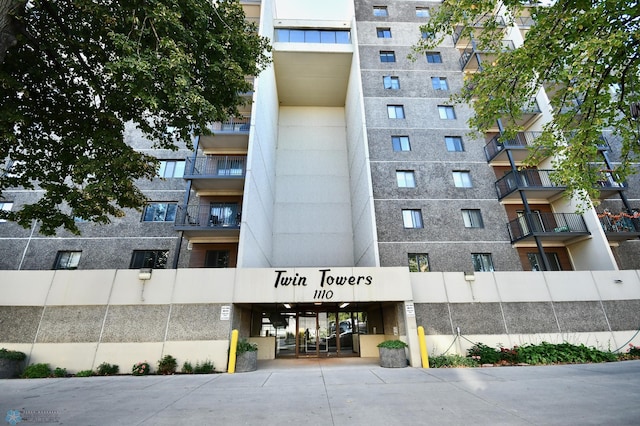 1110 3rd Ave N Unit 604W, Fargo, ND 58102 - view of apartment building / complex