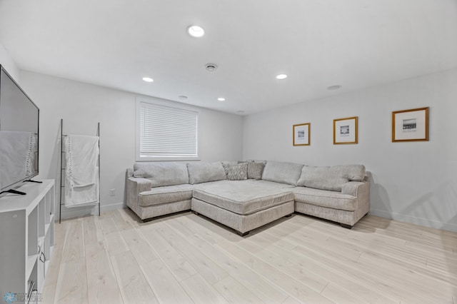 508 13th St NE, Dilworth, MN 56529 - living room with light wood-type flooring, baseboards, and recessed lighting