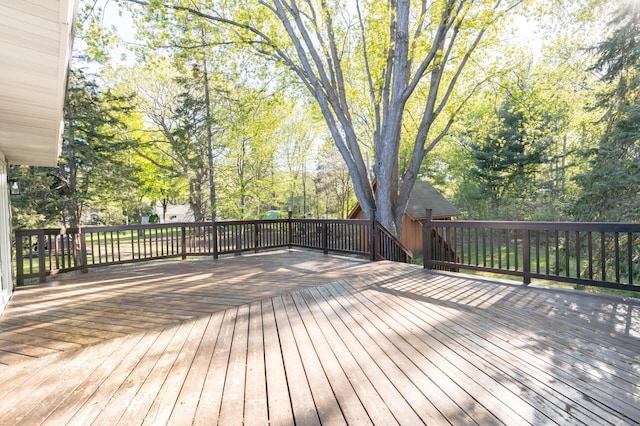 8464 Greenwood Dr, Mounds View, MN 55112 - view of wooden terrace
