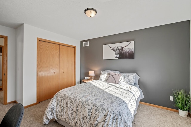 12828 43rd St NE, Saint Michael, MN 55376 - carpeted bedroom with a closet and baseboards
