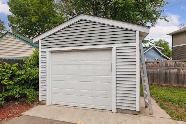 2005 Nokomis Ave, Saint Paul, MN 55119 - view of detached garage