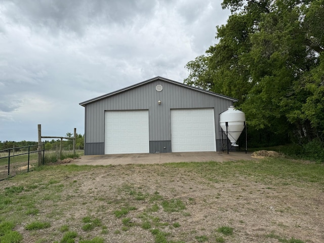 25809 Virgo St NE, Oxford Twp, MN 55079 - view of detached garage
