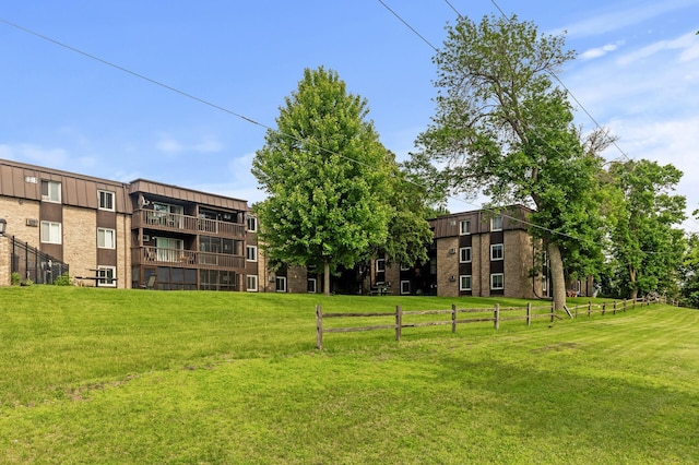 4207 Lakeside Ave N Unit 328, Brooklyn Center, MN 55429 - view of home's community