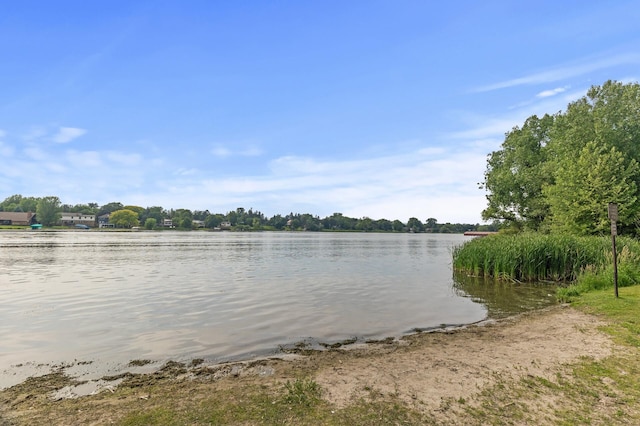 4207 Lakeside Ave N Unit 328, Brooklyn Center, MN 55429 - water view
