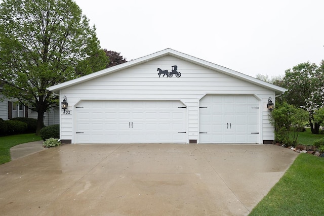 402 Main St, Racine, MN 55967 - view of detached garage