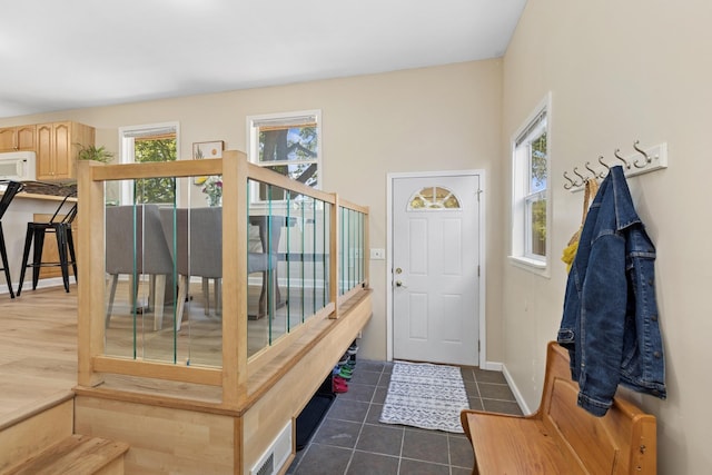 1624 Old Hudson Rd, Saint Paul, MN 55106 - photo 3