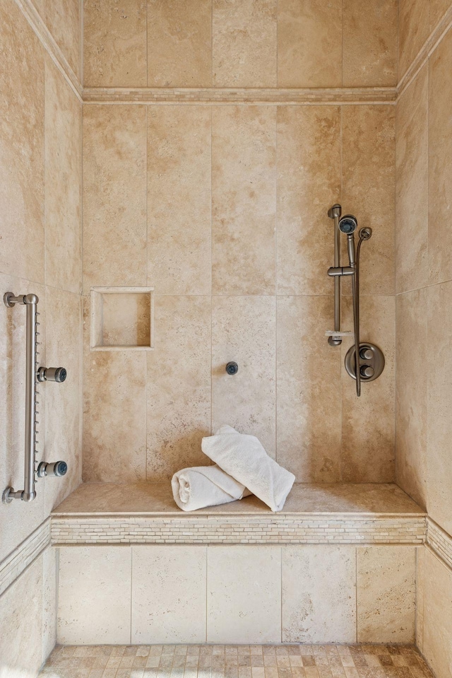 12159 Quail Avenue Ln N, Stillwater, MN 55082 - full bathroom with tiled shower