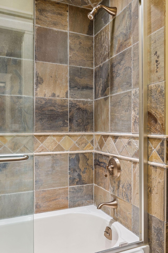 12159 Quail Avenue Ln N, Stillwater, MN 55082 - full bath with bath / shower combo with glass door
