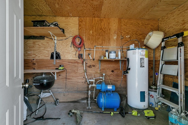 19663 County Road 9 NE, New London Twp, MN 56273 - utility room with water heater