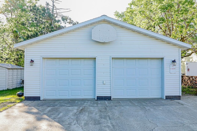 546 2nd St SE, Perham, MN 56573 - view of detached garage