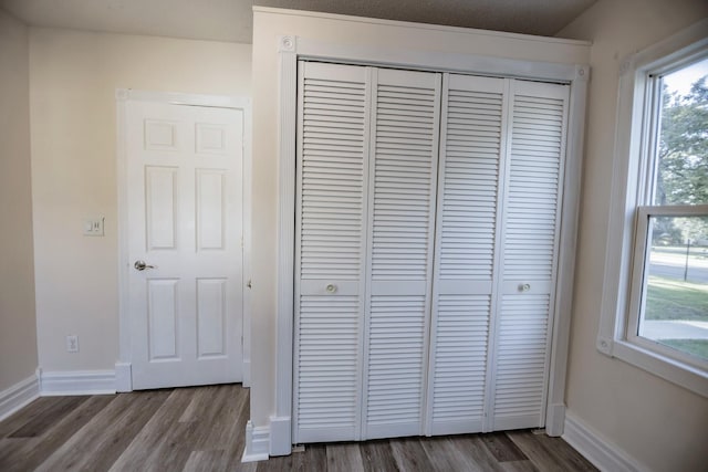 546 2nd St SE, Perham, MN 56573 - detailed view of wood finished floors and baseboards
