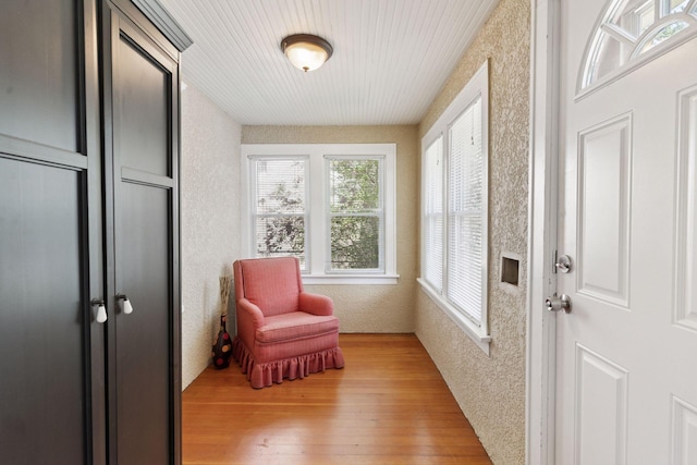 4034 Nokomis Ave, Minneapolis, MN 55406 - sitting room featuring a textured wall and wood-type flooring