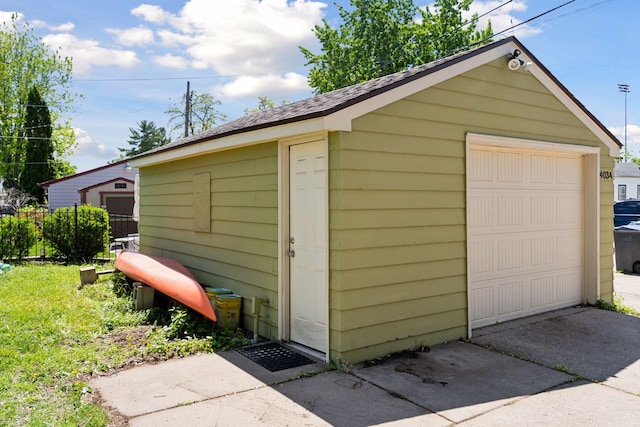 4034 Nokomis Ave, Minneapolis, MN 55406 - detached garage featuring concrete driveway