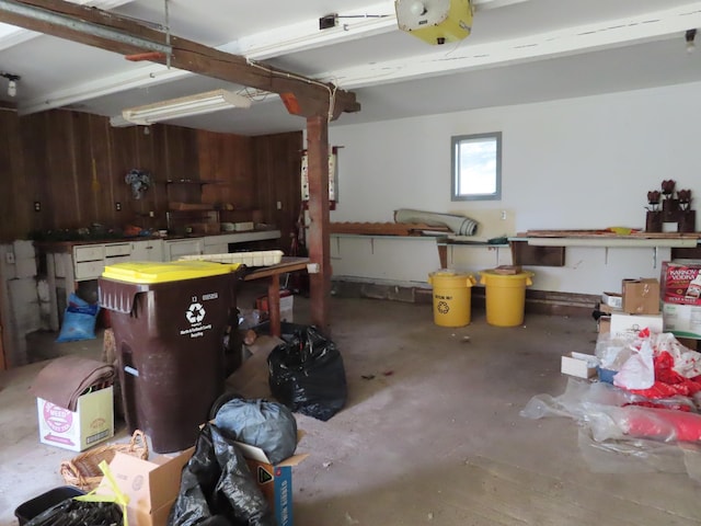 114 2nd St S, Truman, MN 56088 - garage with a workshop area