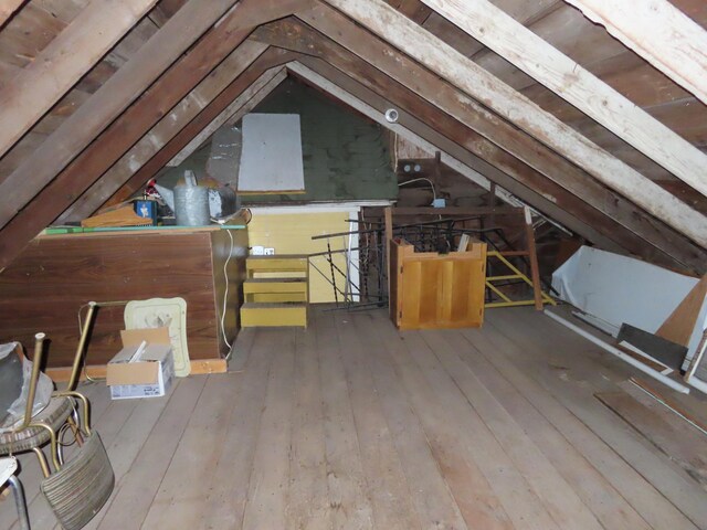 114 2nd St S, Truman, MN 56088 - attic with an upstairs landing