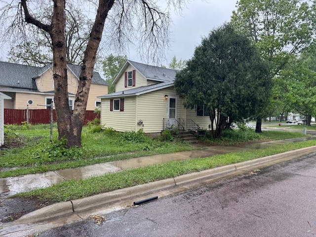 605 Division St W, Faribault, MN 55021 - view of front of property