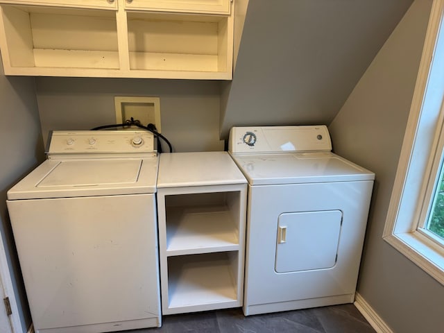605 Division St W, Faribault, MN 55021 - washroom featuring hookup for a washing machine and baseboards
