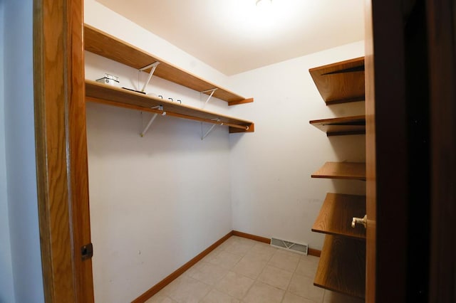 101 6th St NW, Perham, MN 56573 - view of walk in closet