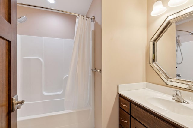 1429 10th Street Cir SE, New Prague, MN 56071 - bathroom featuring vanity and shower / bathtub combination with curtain