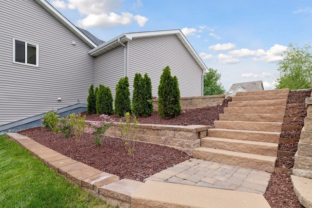 1429 10th Street Cir SE, New Prague, MN 56071 - view of side of home