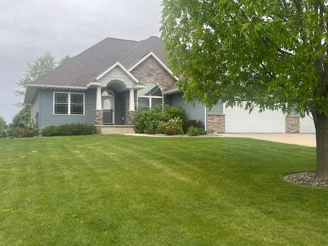 1808 4th St NE, Willmar, MN 56201 - craftsman house featuring stone siding and a front yard