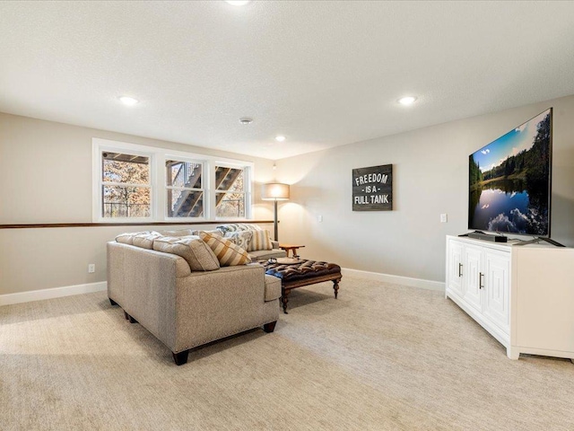 16524 Piper Ln, Brainerd, MN 56401 - living area with light carpet, recessed lighting, and baseboards