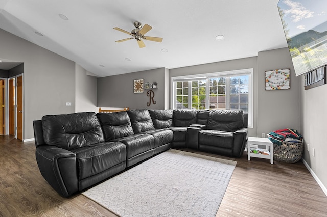 14465 Blackberry Ct, Baxter, MN 56425 - living area with vaulted ceiling, ceiling fan, wood finished floors, baseboards, and recessed lighting