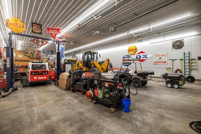 2511 Carver Ave E, Maplewood, MN 55119 - garage featuring a workshop area