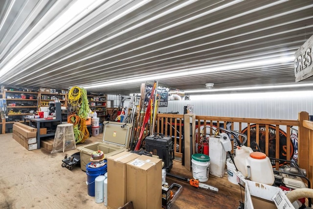 2511 Carver Ave E, Maplewood, MN 55119 - view of garage