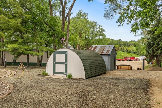 2511 Carver Ave E, Maplewood, MN 55119 - view of shed
