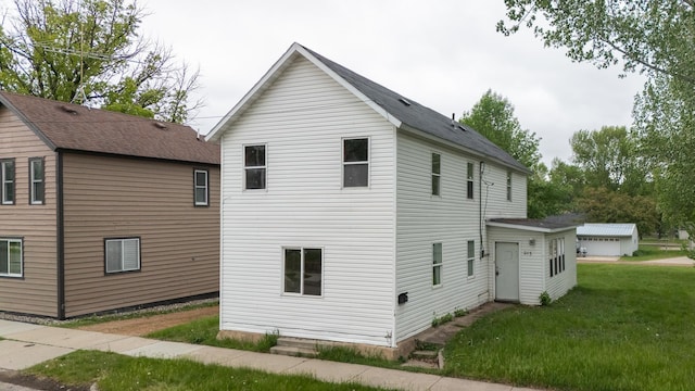 205 Elm Ave SE, Montgomery, MN 56069 - back of property with a yard