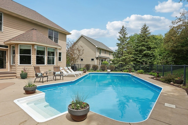 11560 Ashley Ct, Inver Grove Heights, MN 55077 - view of pool with a fenced backyard and a patio