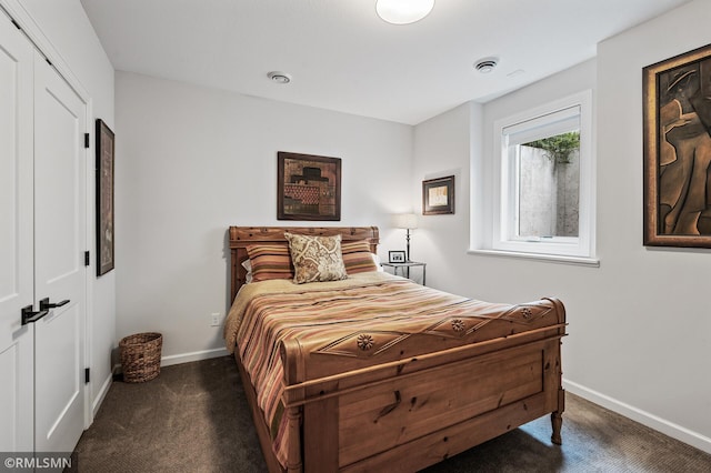 7023 61st St S, Cottage Grove, MN 55016 - bedroom featuring carpet floors, baseboards, and a closet