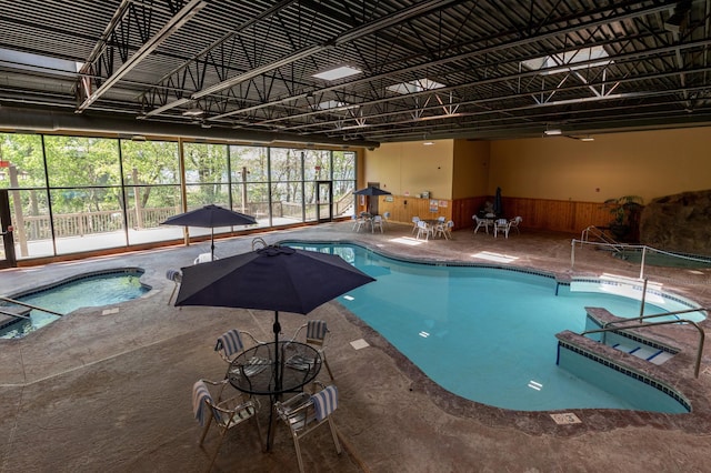 502 Cleveland Blvd W Unit 2400, Walker, MN 56484 - view of indoor community pool