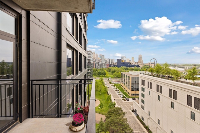1240 2nd St Unit 822, Minneapolis, MN 55415 - balcony with a view of city