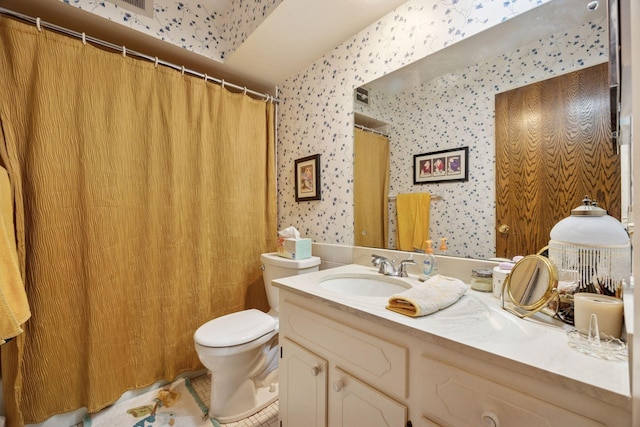 4360 Brookside Ct Unit 305, Edina, MN 55436 - full bathroom featuring wallpapered walls, vanity, tile patterned floors, and curtained shower
